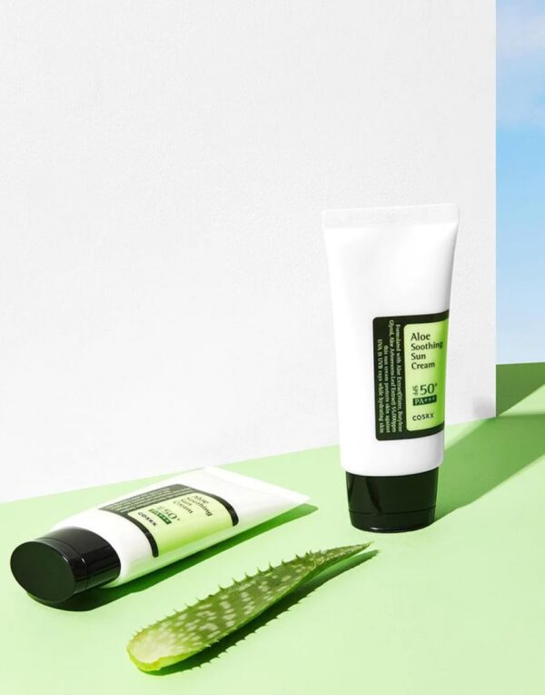 COSRX Αντηλιακό με Αλόη SPF50 PA+++ 50ml "No make up" - make up aloe